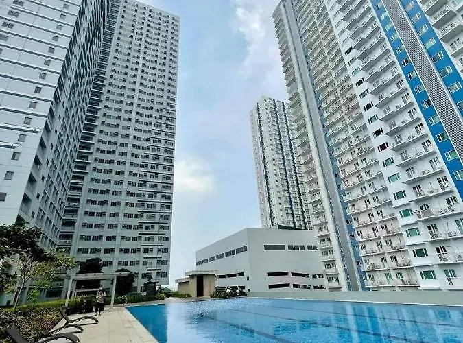 Hotel Grass Residences Condo 5*